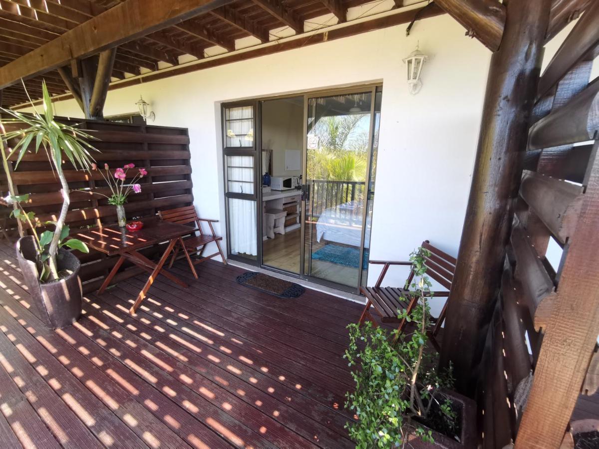 The Thatch Hide Източен Лондон Екстериор снимка
